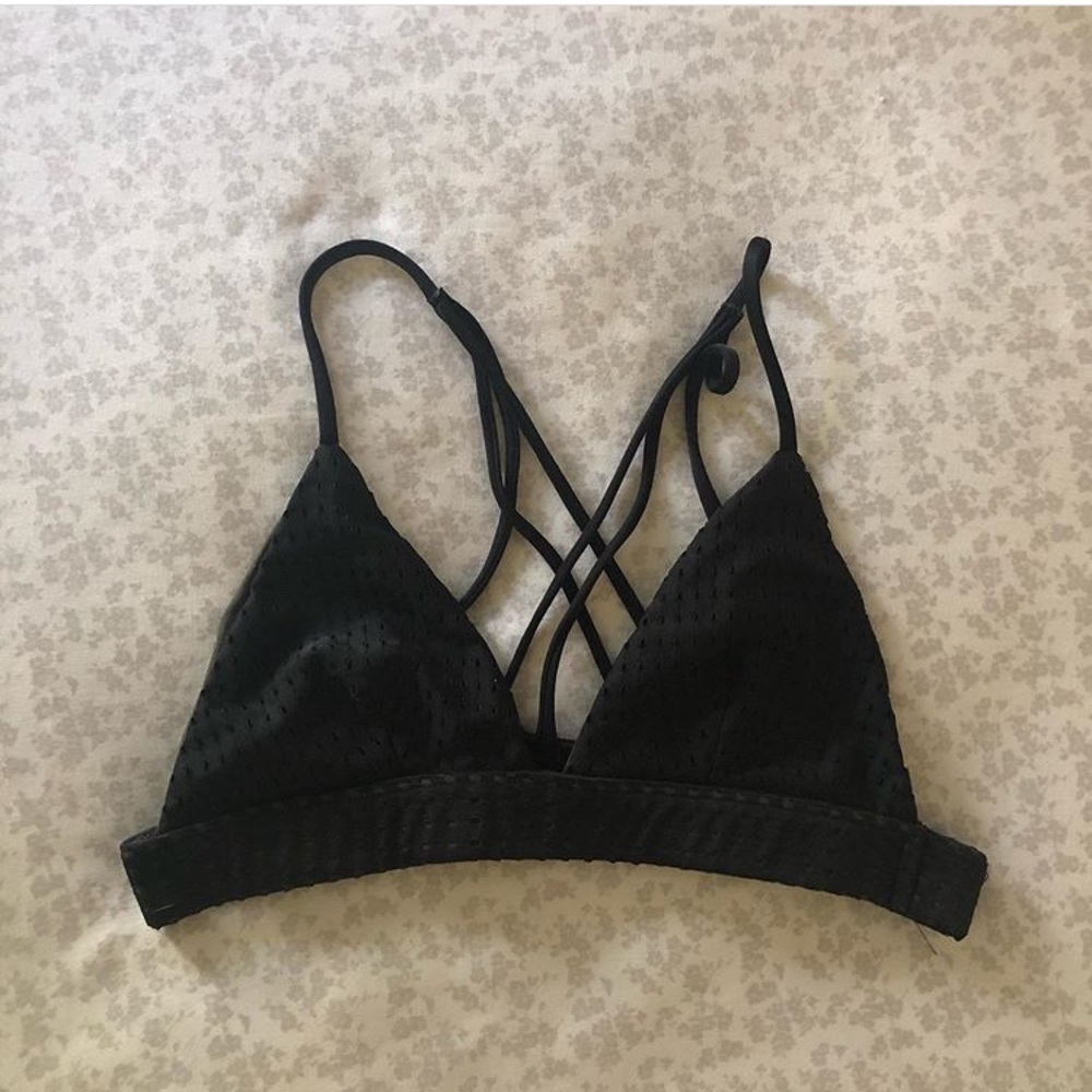 Acacia Swimwear Awapuhi Top in black beauty mesh